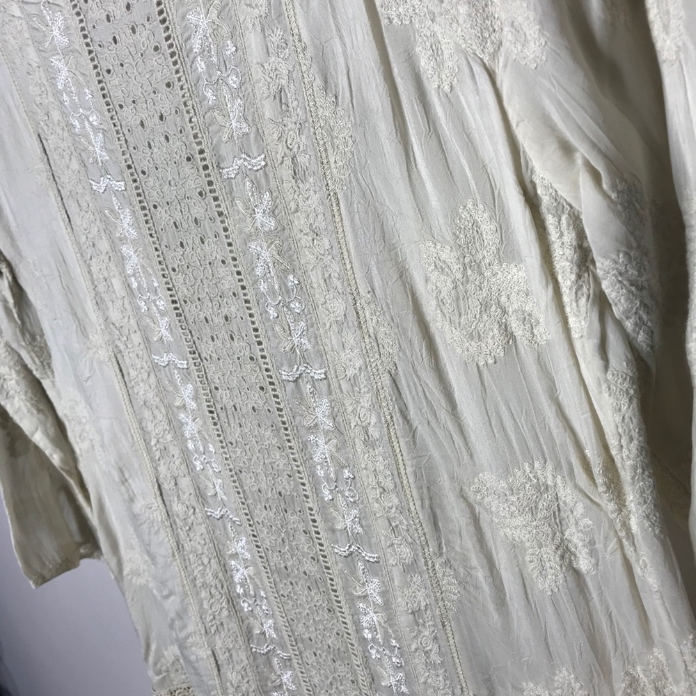Johnny Was rayon embroidered crochet tunic - Picture 3 of 16